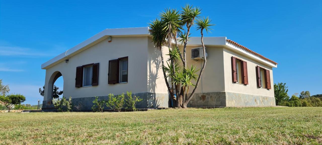 House Castiadas Tra Mare E Montagna Exterior foto
